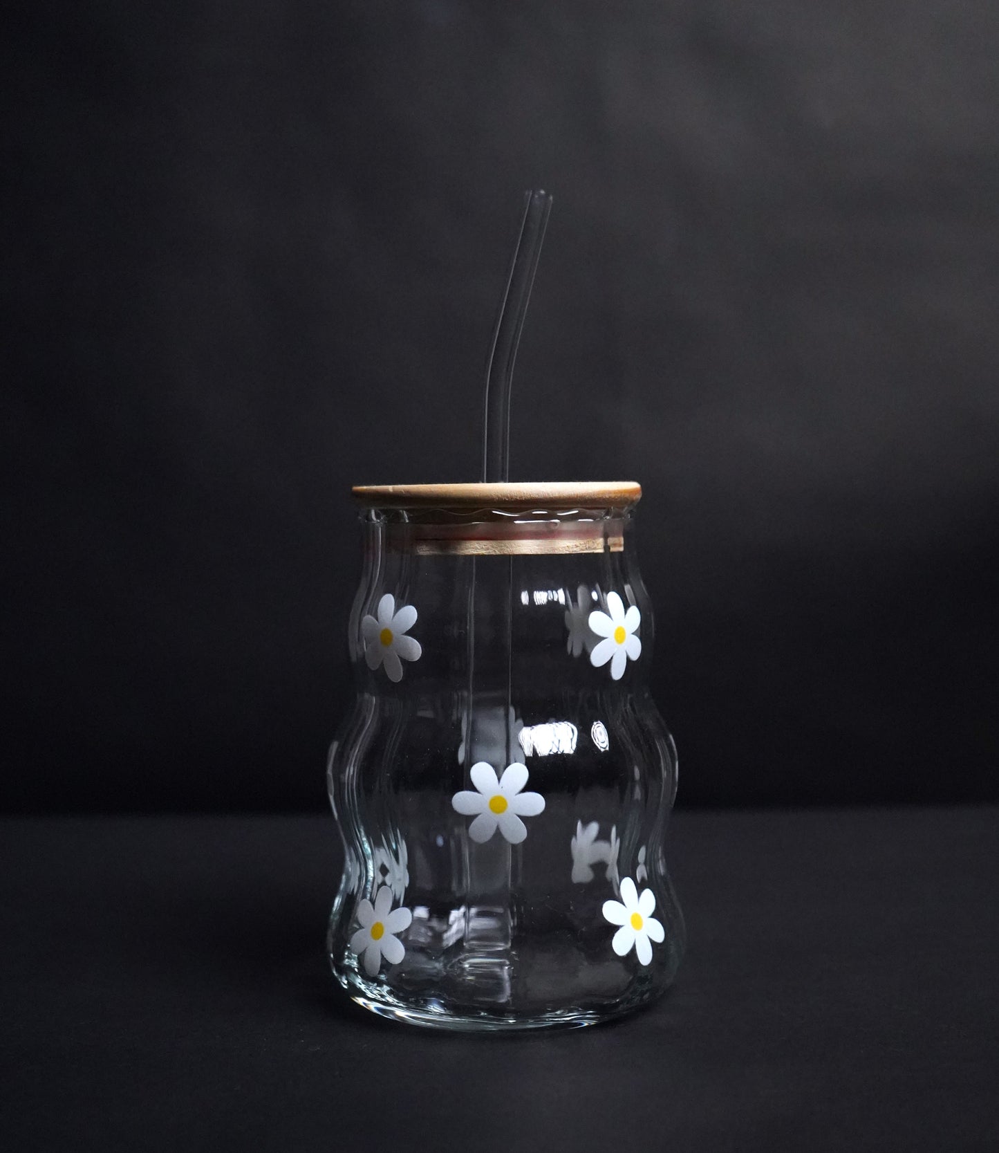 Daisy Line Tumbler